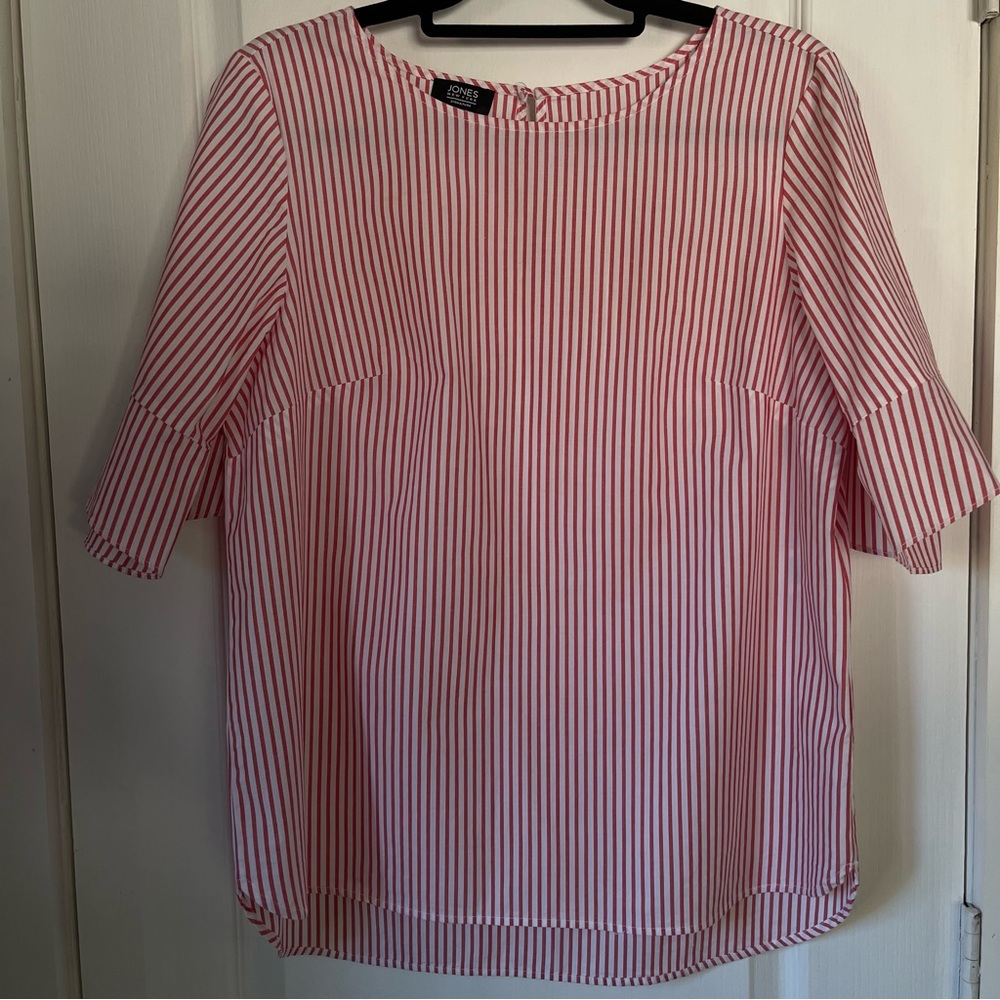NWOT Jones New York Woman’s Cotton Top Excellent Condition Size L